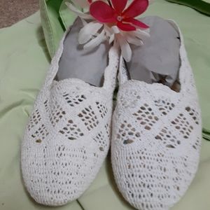 Ladies Lacey Flats